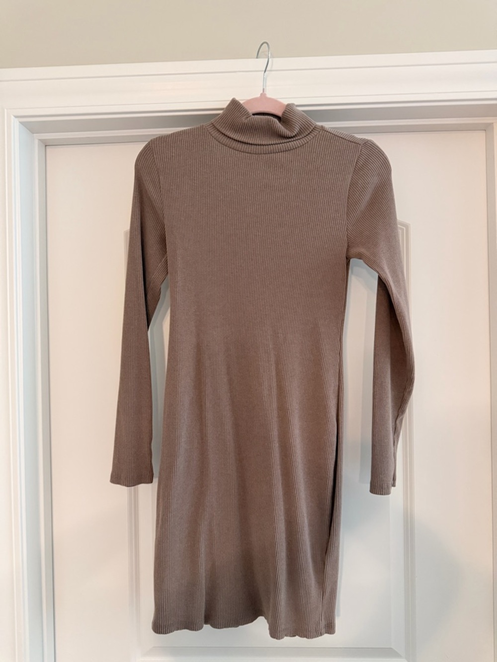 Old Navy Ribbed Turtleneck Long Sleeve Dress - Taupe